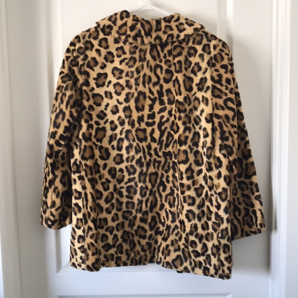 Leopard Print Light Jacket - Picture 2 of 2